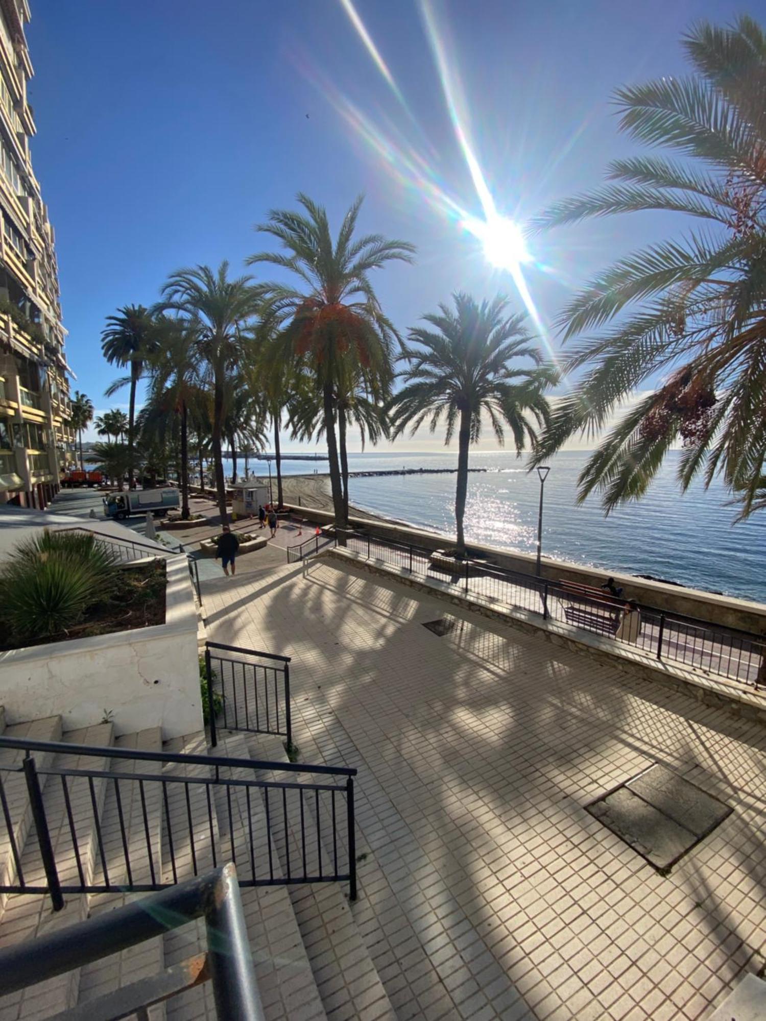 Appartement Beachfront Edificio Mayoral Primera Linea De Playa Y Centro Ciudad Con Barco Opcional Marbella